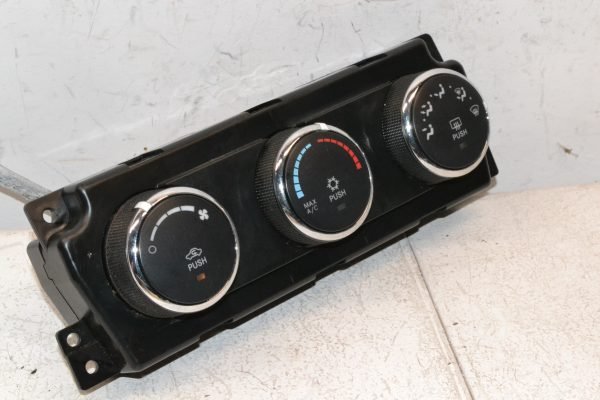 2010-2012 Dodge Ram 2500 3500 - AC / Heater Climate Control Unit 55111290AC